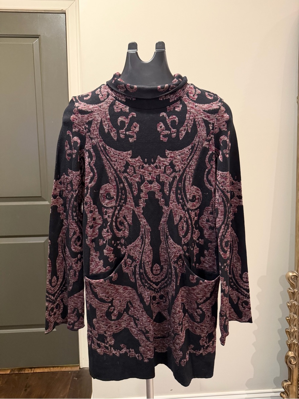 Free People Black Dusty Rose Oversized Turtleneck Sweater Tunic XS